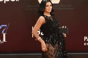 埃及女演员穿镂空裙被诉 或将面临五年刑期