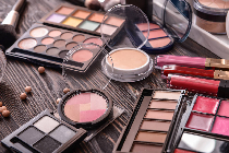 化妆品板块最新行情：2023年3月13日报1053.12点 跌幅达0.33%